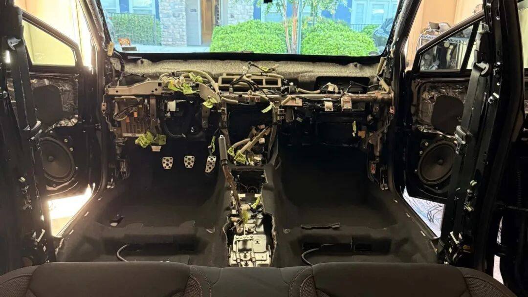 斯巴魯官方不開發的WRX Crosstrek,熱情粉絲手搓一臺