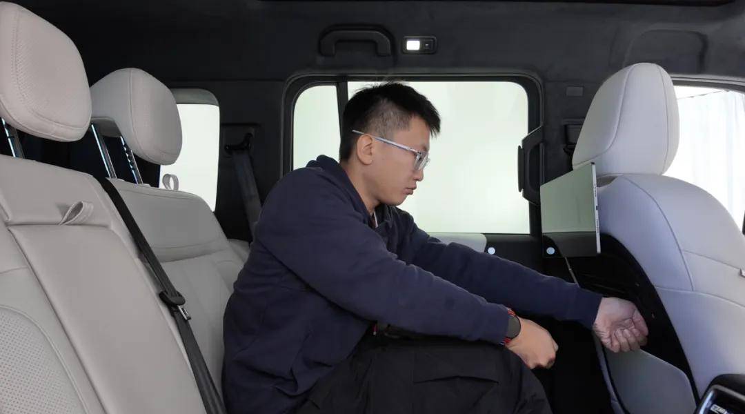 復古方盒子SUV--iCAR V27,它最適合家用?