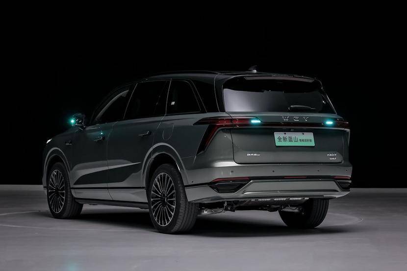 聽得懂、看得見、會思考,長城汽車VLA大模型落地魏牌全新藍山智能進階版