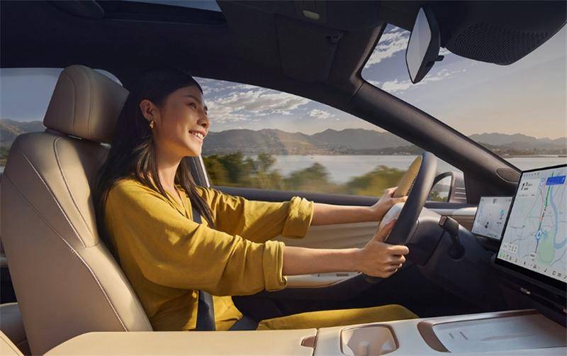 合資B級(jí)車降到9萬,日產(chǎn)N6除了大沙發(fā)還有啥?