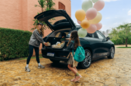 零跑汽車“系統級打法”闖入戰局,瞄準了單一產品模式無法觸及的深層價值洼地