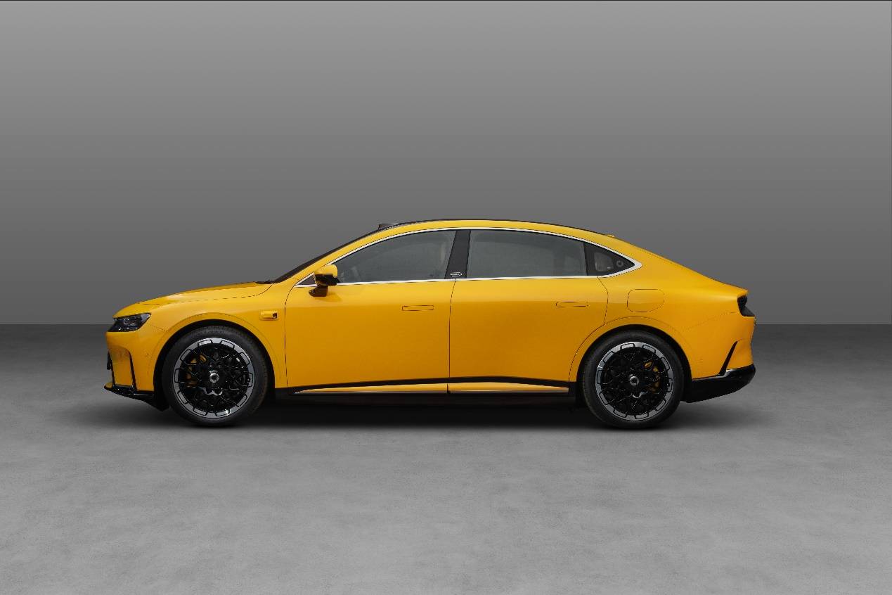 smart精靈6號(hào)亮相工信部,定位豪華掀背轎車,綜合續(xù)航超1800公里