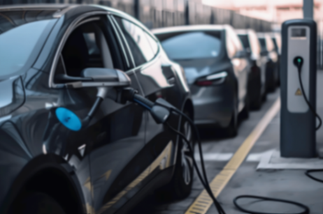 新能源“爛尾車”的走紅,是一場由現(xiàn)實倒逼出的消費智慧,也是一面映照產(chǎn)業(yè)病灶的鏡子