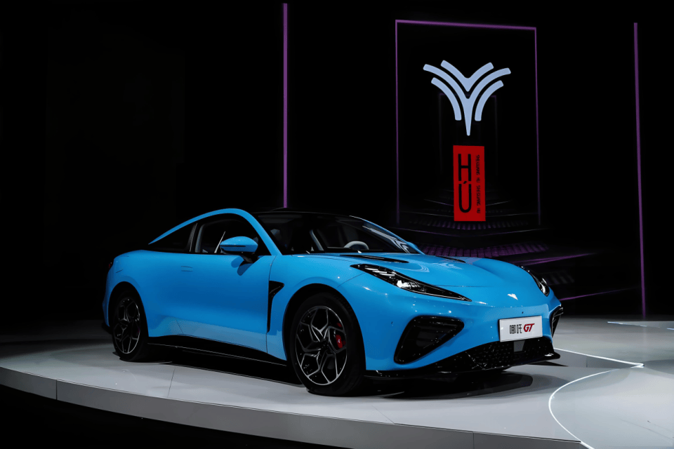 新能源“爛尾車”的走紅,是一場由現(xiàn)實倒逼出的消費智慧,也是一面映照產(chǎn)業(yè)病灶的鏡子