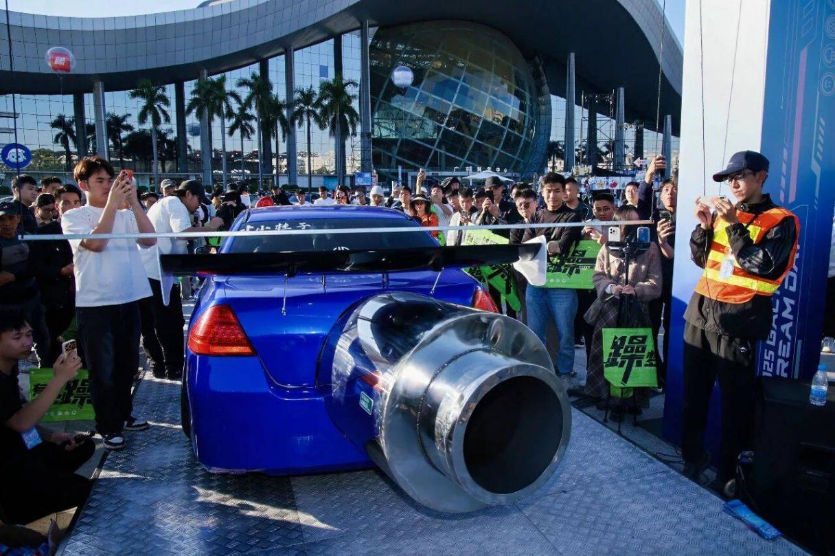 在“快消”造車的時代,享受一場廣汽本田躁夢節的慢事件