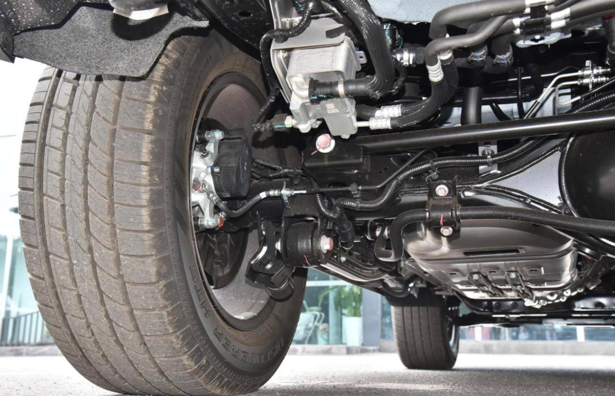 最新坦克300插混版 換了新電池 還有什么不同