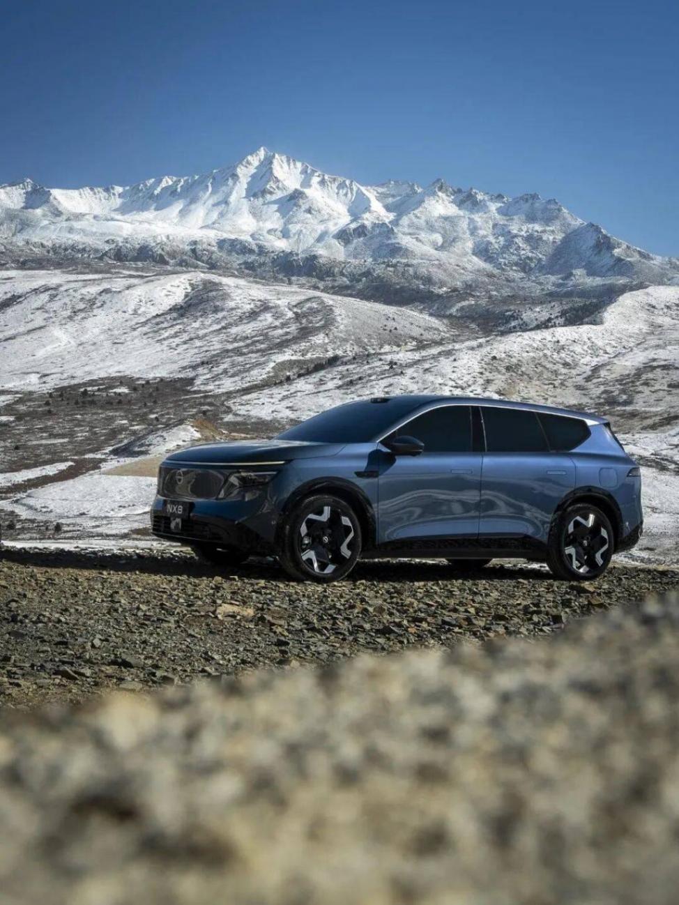 東風日產NX8,800V高壓平臺+寧德時代5C超充、再疊加激光雷達智駕