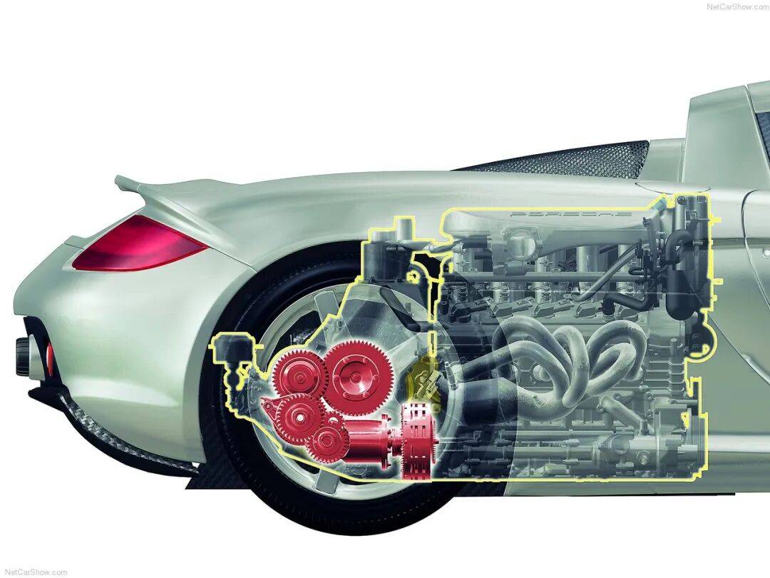 兩千萬的手動擋:能買Carrera GT的人,不關(guān)心這車多少錢