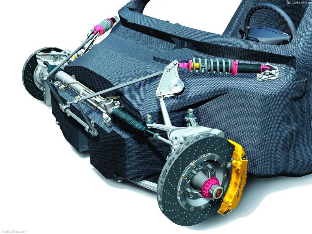 兩千萬的手動擋:能買Carrera GT的人,不關(guān)心這車多少錢